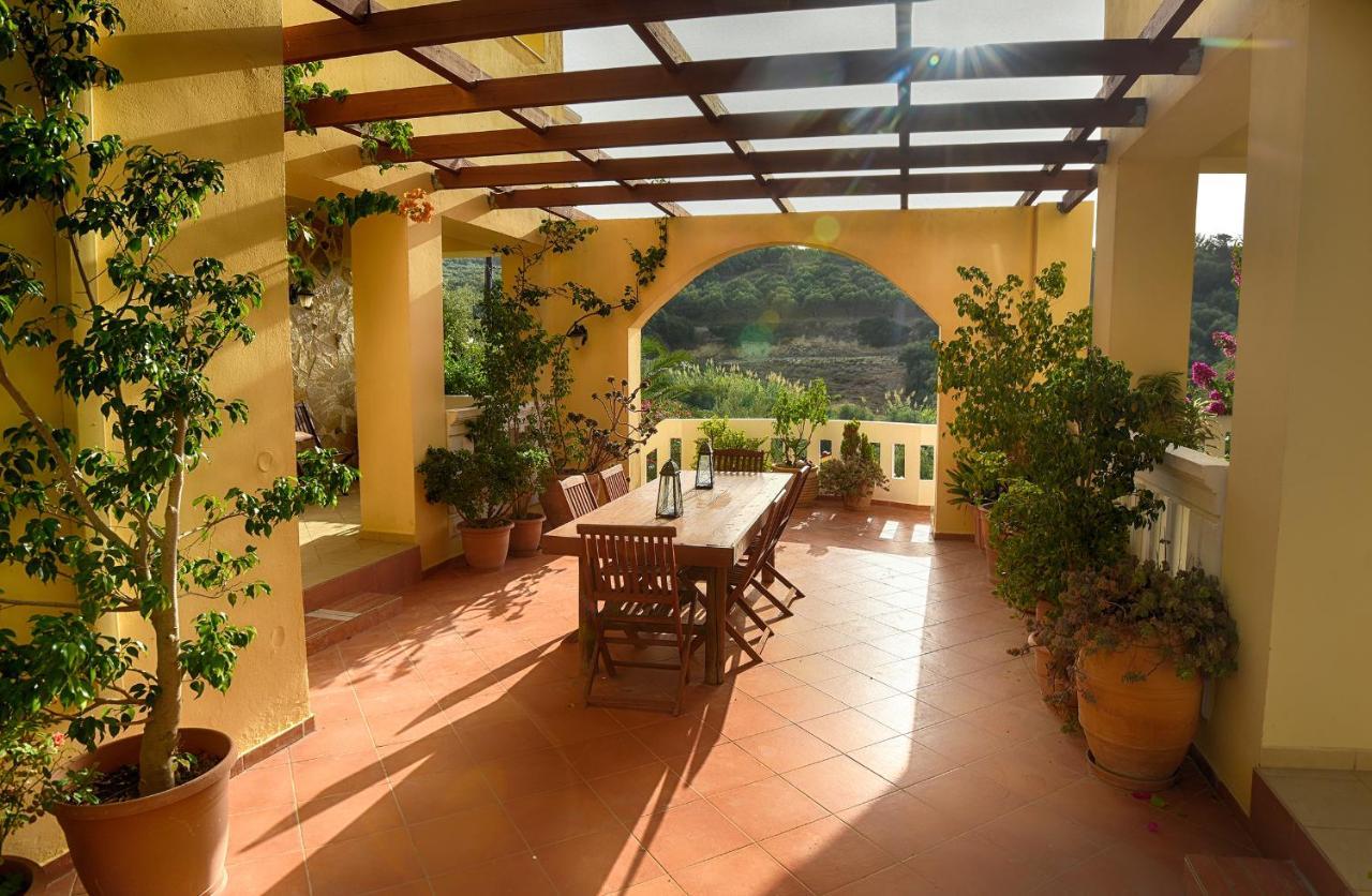 Villa Olive Farm Agia Marina Esterno foto
